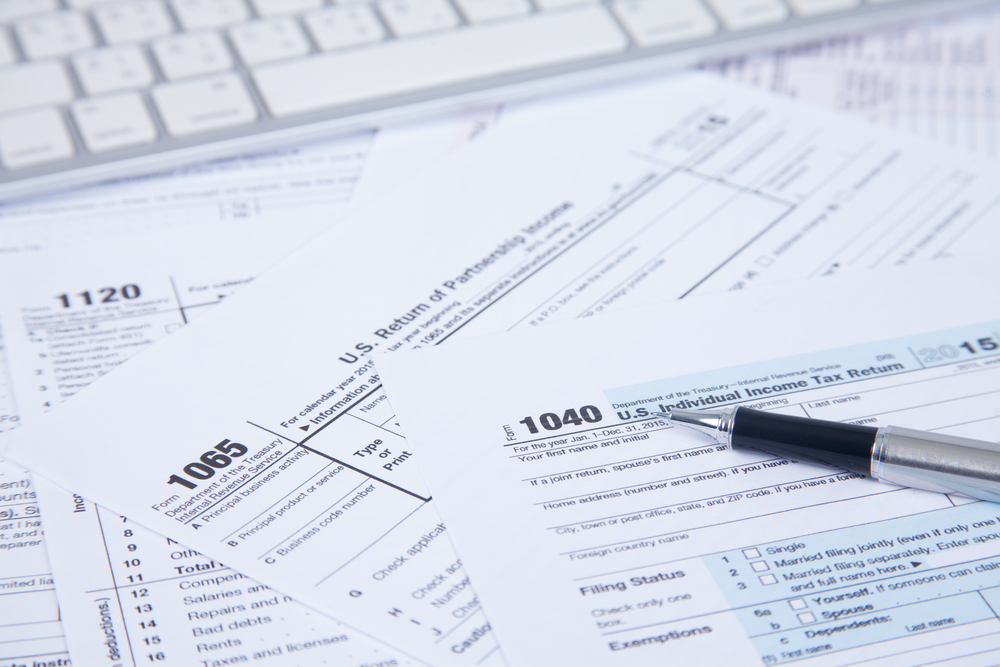 Online Business Tax Filing: How to Report Income From Your Website